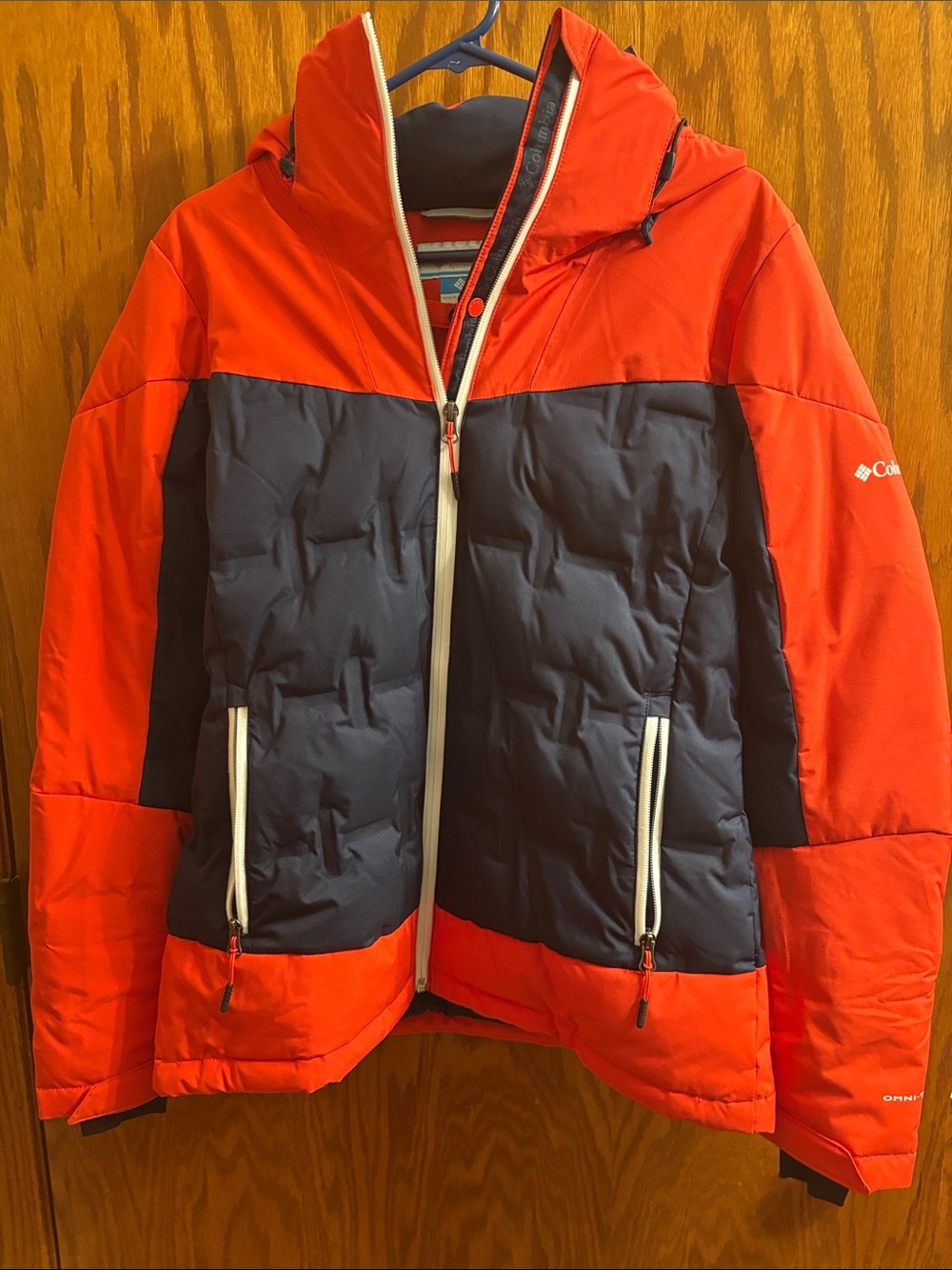 Insulated Women's Ski Jacket in Red and Navy